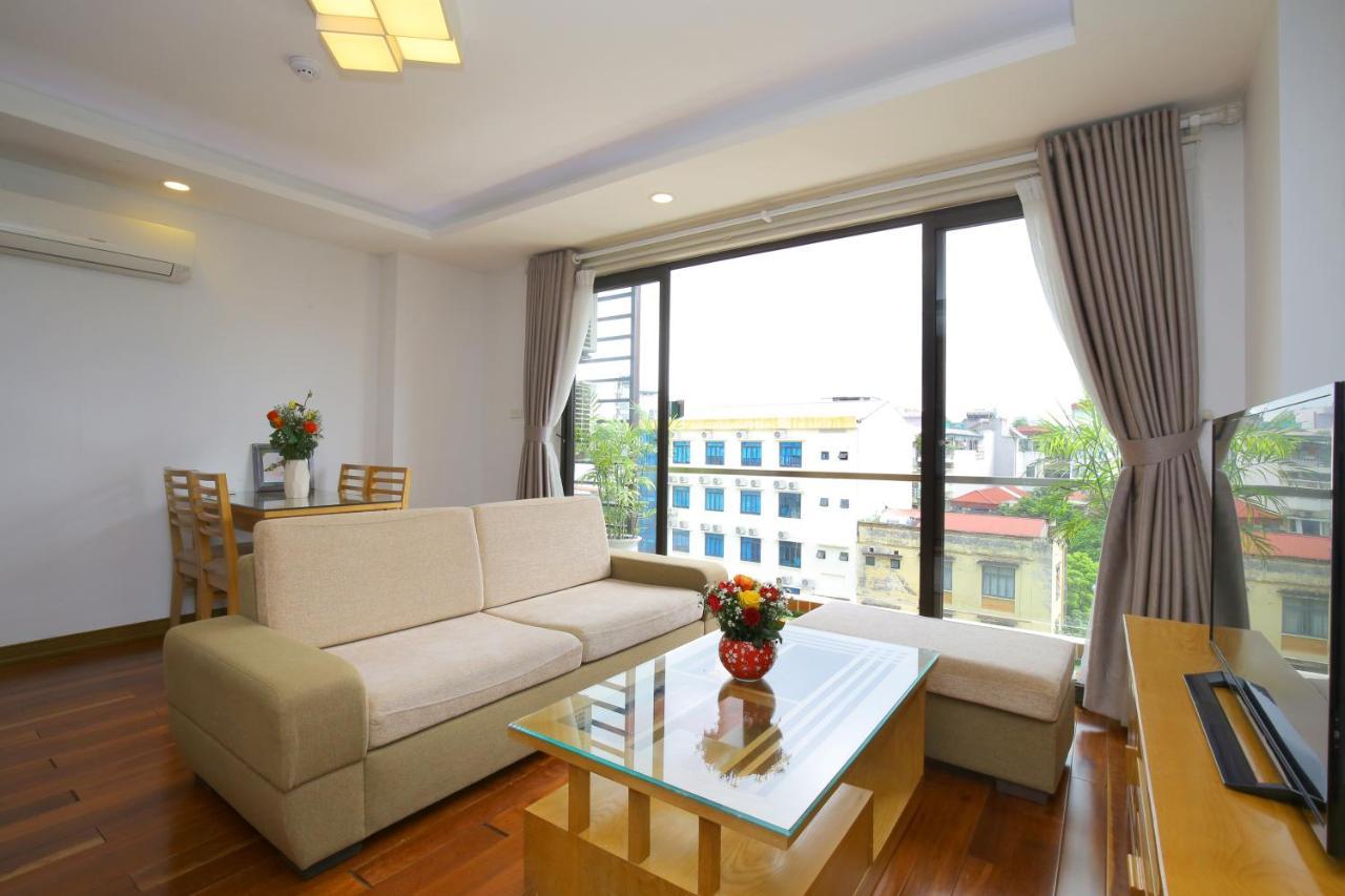 Investland In Truc Bach & Serviced Apartment Ханой Экстерьер фото